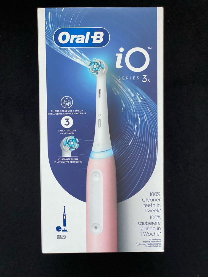 Brosse à dents Oral B iO série 3s - photo numéro 1