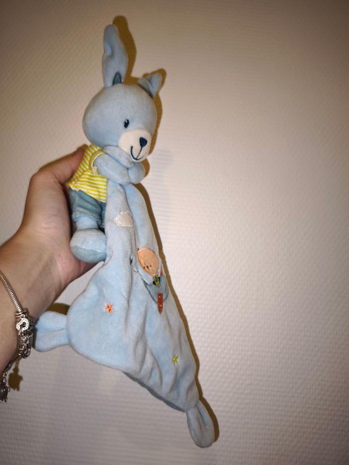 Doudou mignon lapin bleu mouchoir brodé avion Pommette - photo numéro 5