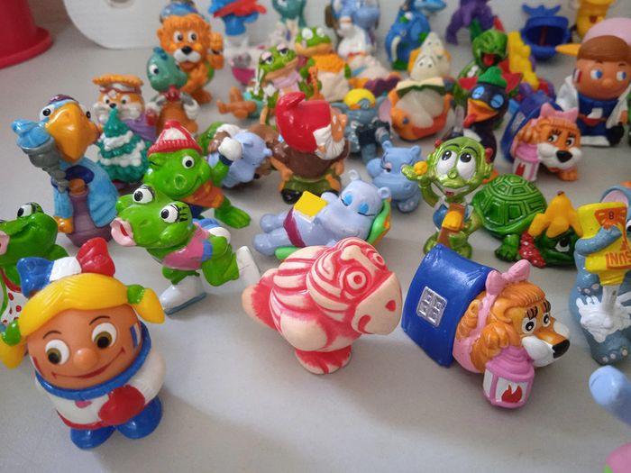 120 figurines/jouets kinder - photo numéro 5