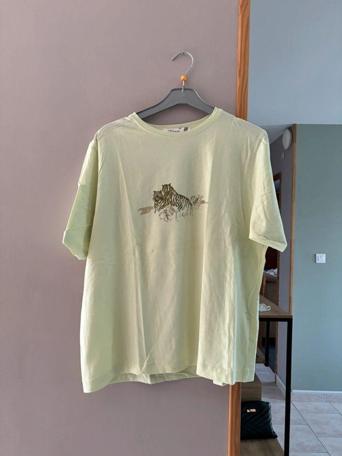 T shirt vert pastel broderie tigres - photo numéro 1