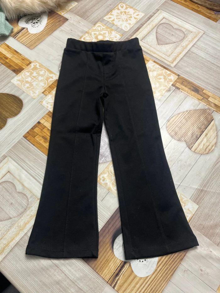 Pantalon noir 4 ans - photo numéro 1