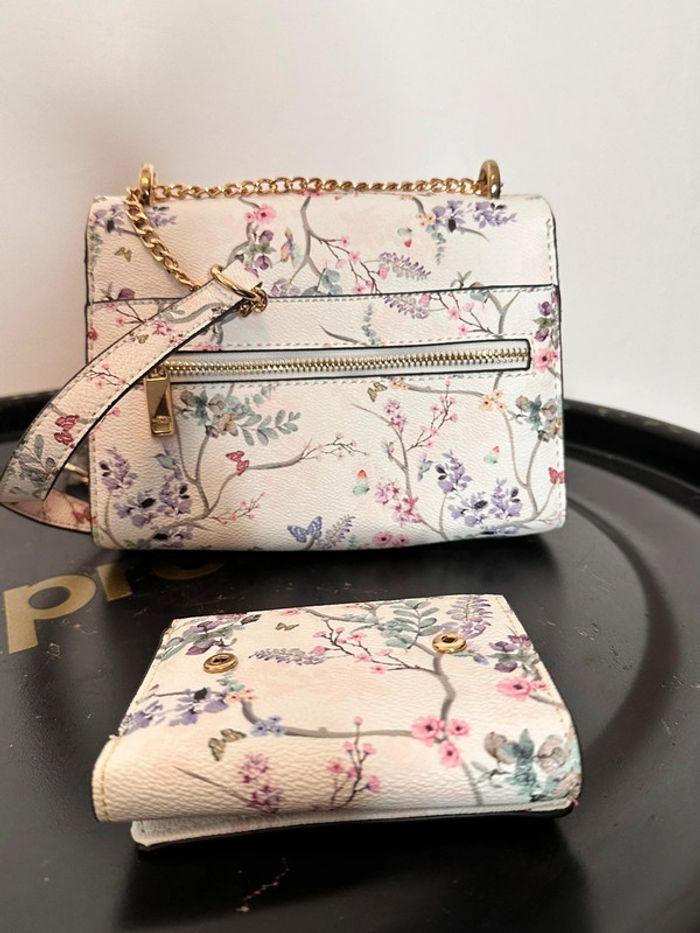 Sac à main Parfois porté épaules fleuri avec son portefeuille - photo numéro 6