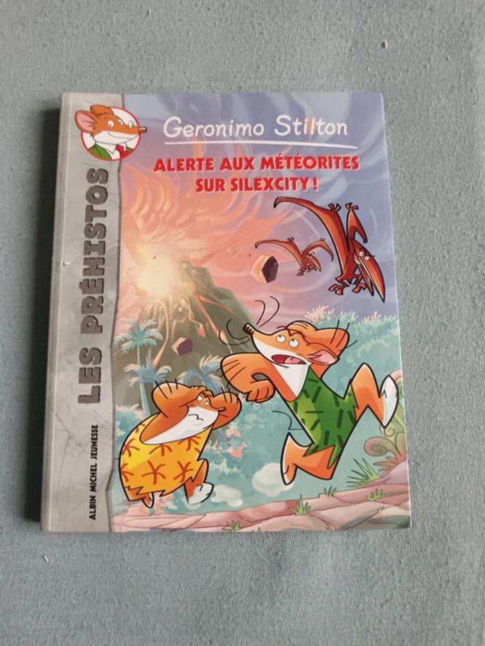 Geronimo stilton Les préhistos tome 2 - photo numéro 1