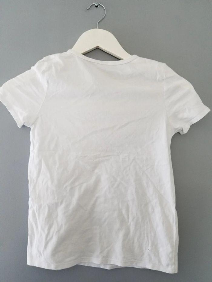 T-shirt taille 8 ans bon état - photo numéro 2