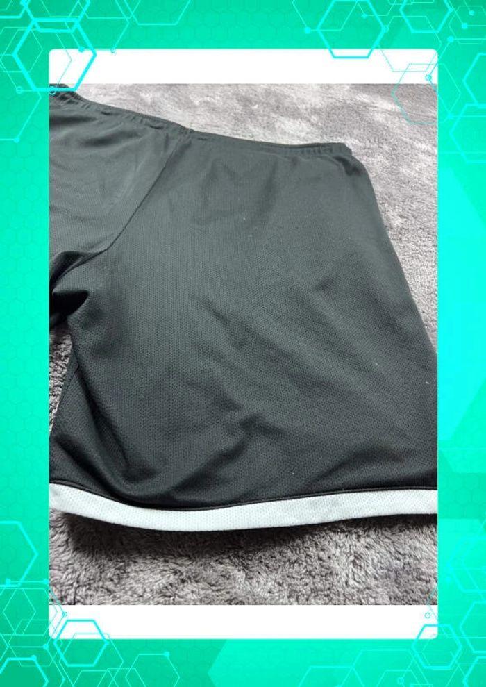 🩳 Short de basketball réversible Kipsta Noir et blanc Taille XL 🩳 - photo numéro 14