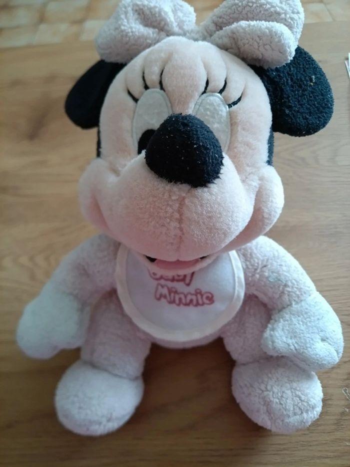 Peluche Minnie bébé disney - photo numéro 1