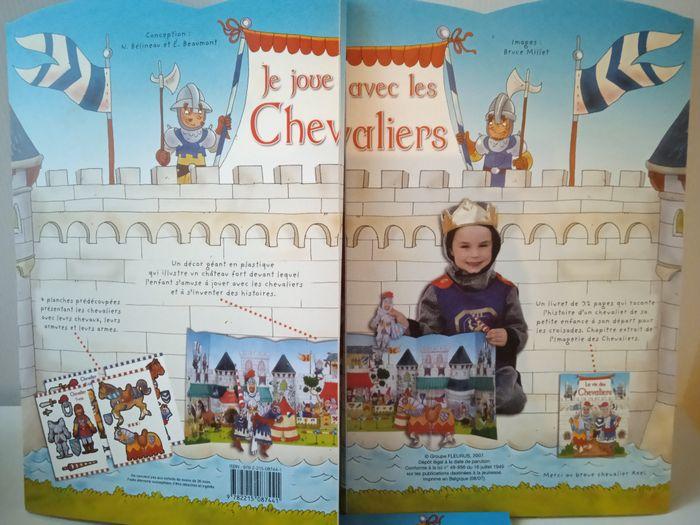 Je joue avec les chevaliers - photo numéro 2