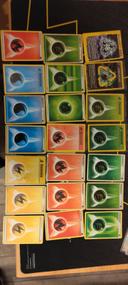 Lot 50 cartes energies Pokémon