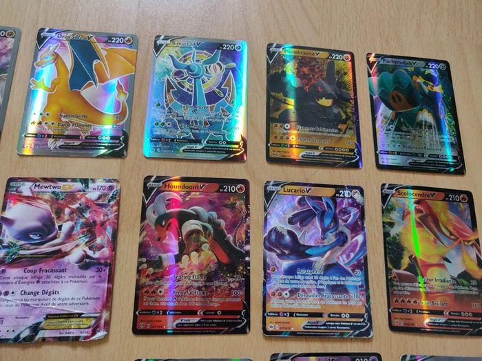 Lot 33 cartes Pokémon Vmax V - photo numéro 3