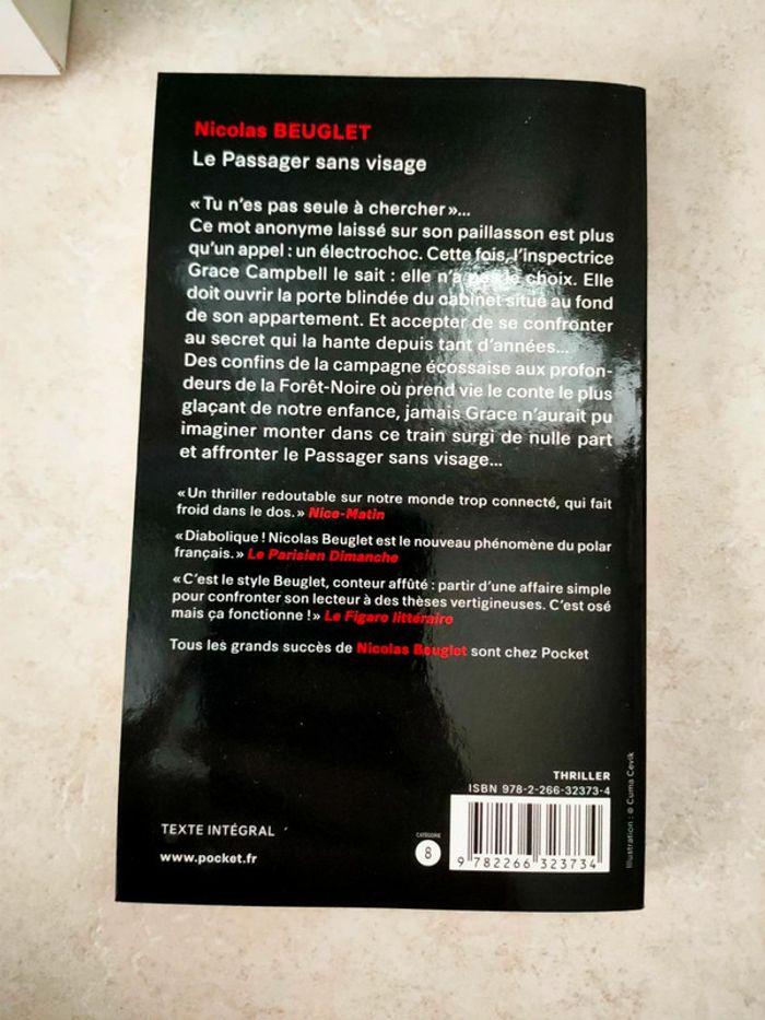 Livre : Le passager sans visage - photo numéro 2