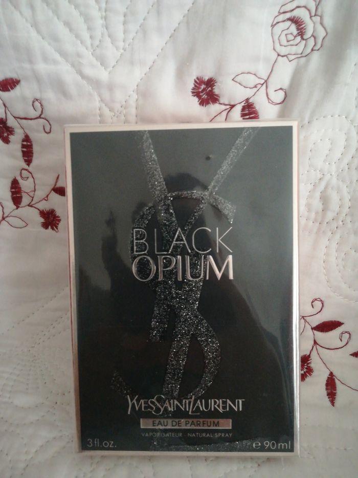 Black opium eau de parfum - photo numéro 1