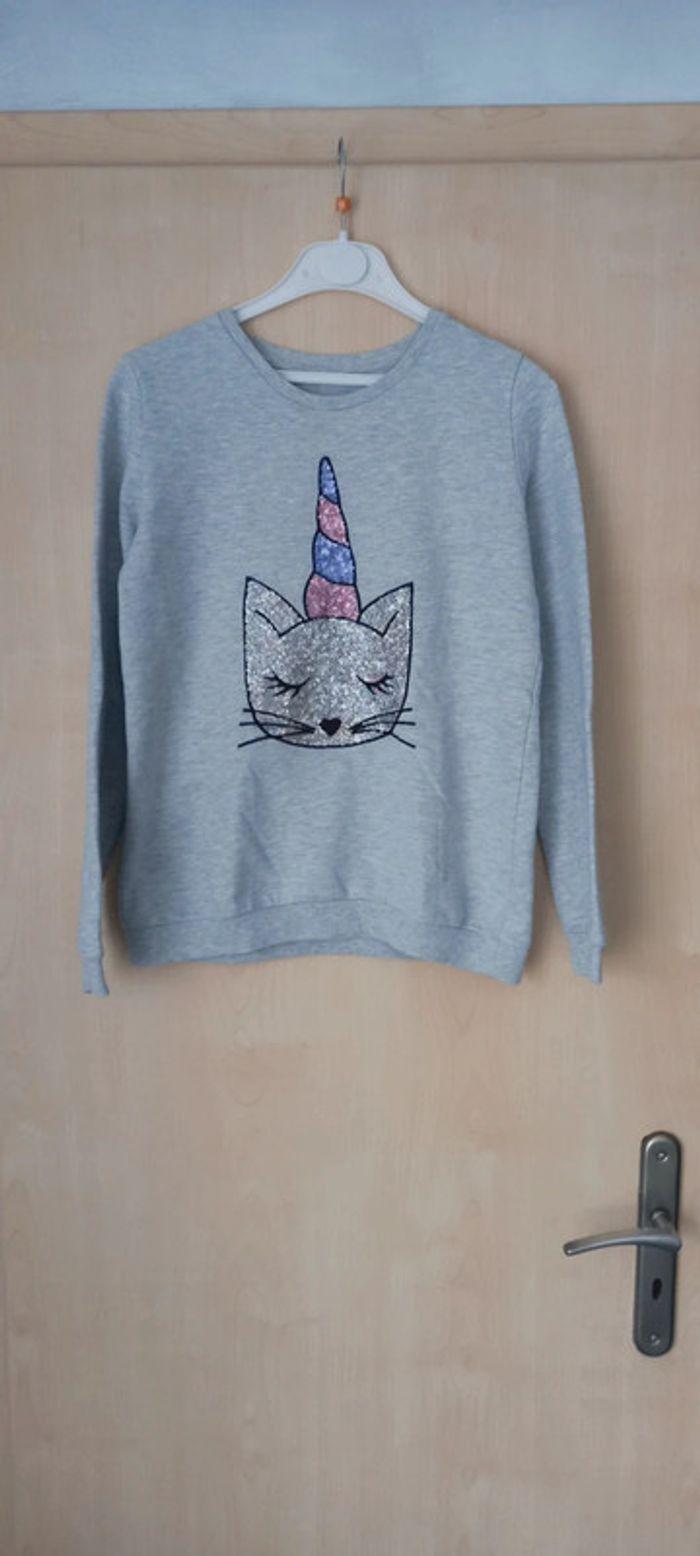 Pull gris fille chat. C&A. 12/14ans - photo numéro 1