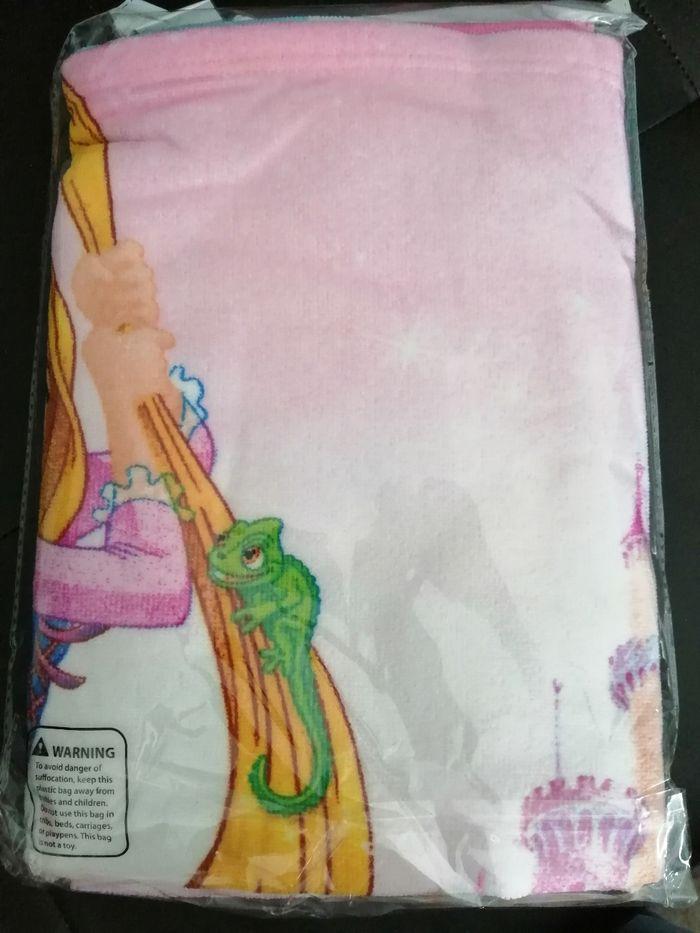 Serviette de bain Princesses Disney - photo numéro 2