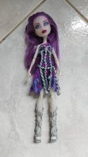 Poupée monster high spectra haunted