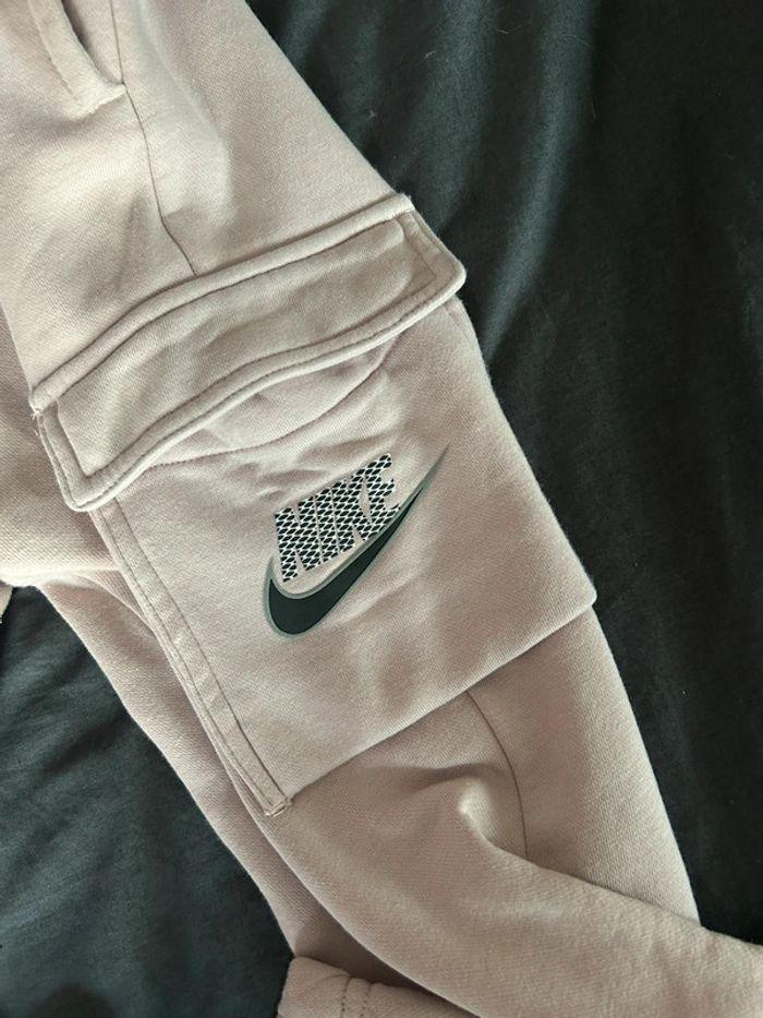 Jogging Nike rose - photo numéro 2