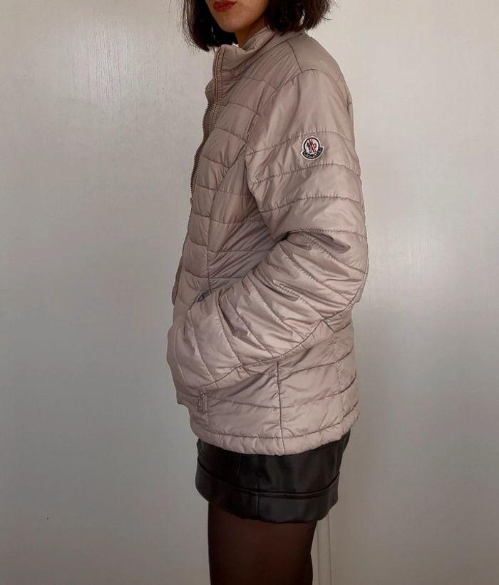 Doudoune beige Moncler - taille M - photo numéro 3