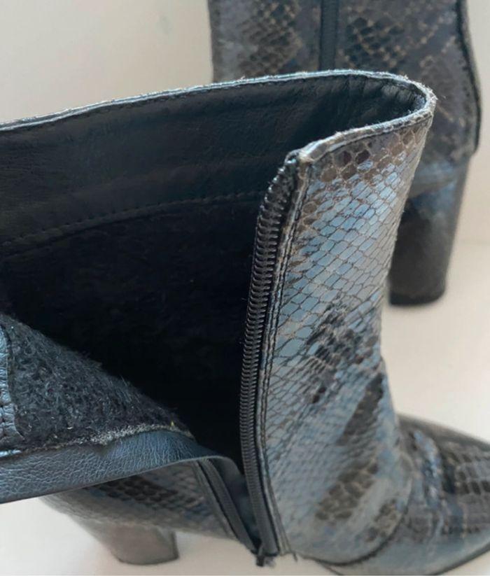 Bottines peau de serpent  à talons pour femme - photo numéro 7