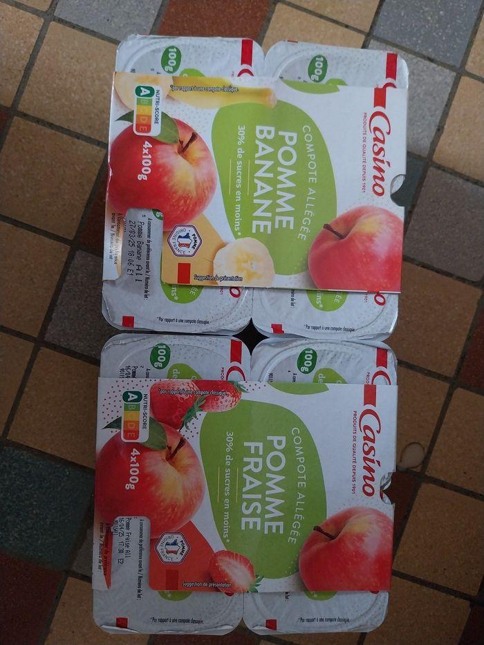 2 lot de compotes pomme banane et pomme fraise