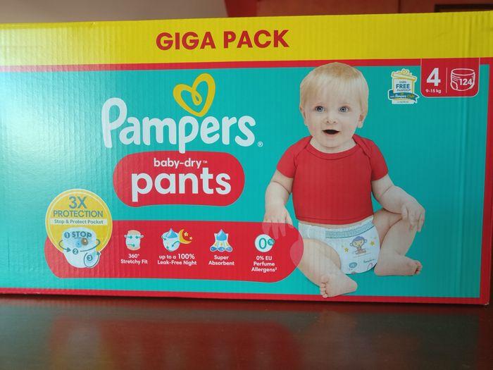 Giga pack Pampers baby dry pants taille 4