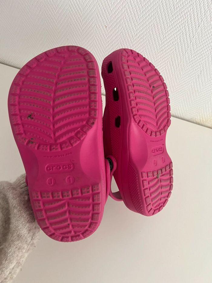 Crocs Rose fushia 32/33 - photo numéro 4