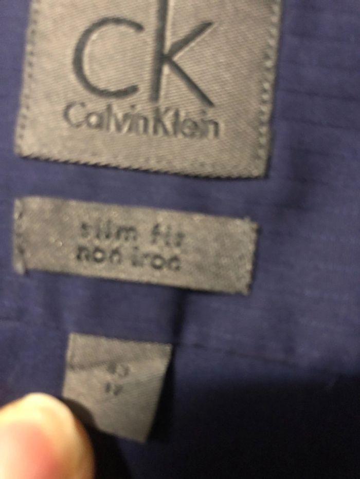 Chemise slim Calvin Klein . Taille 42/44 - photo numéro 4