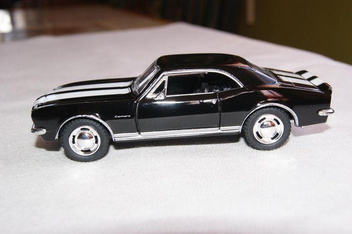 Voiture miniature Chevrolet Camaro - photo numéro 2