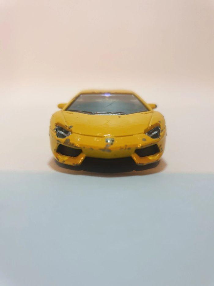 Majorette 219E Lamborghini Aventador jaune - 1/64 - photo numéro 2