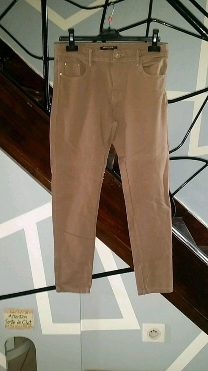 Pantalon beige taille 44 - photo numéro 1