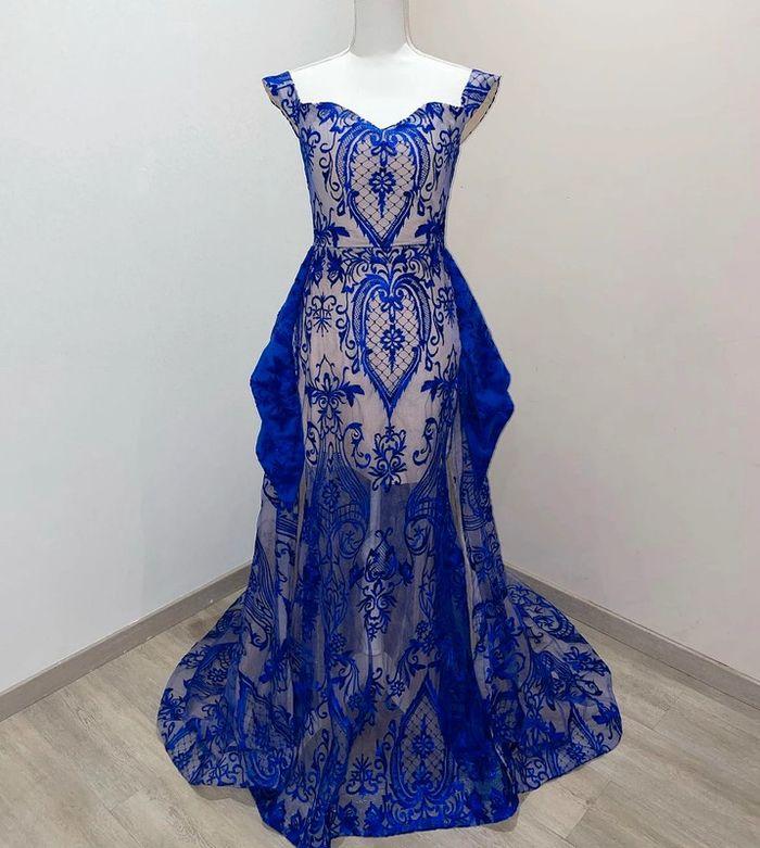 Robe bleu fiancaille - photo numéro 1