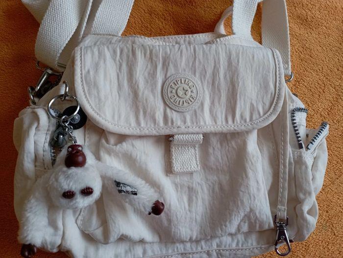 Sac Kipling blanc - photo numéro 1