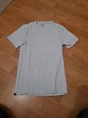 T-shirt Decathlon taille S