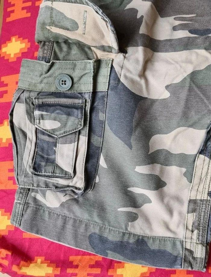 Short  cargo camouflage Superdry - photo numéro 5