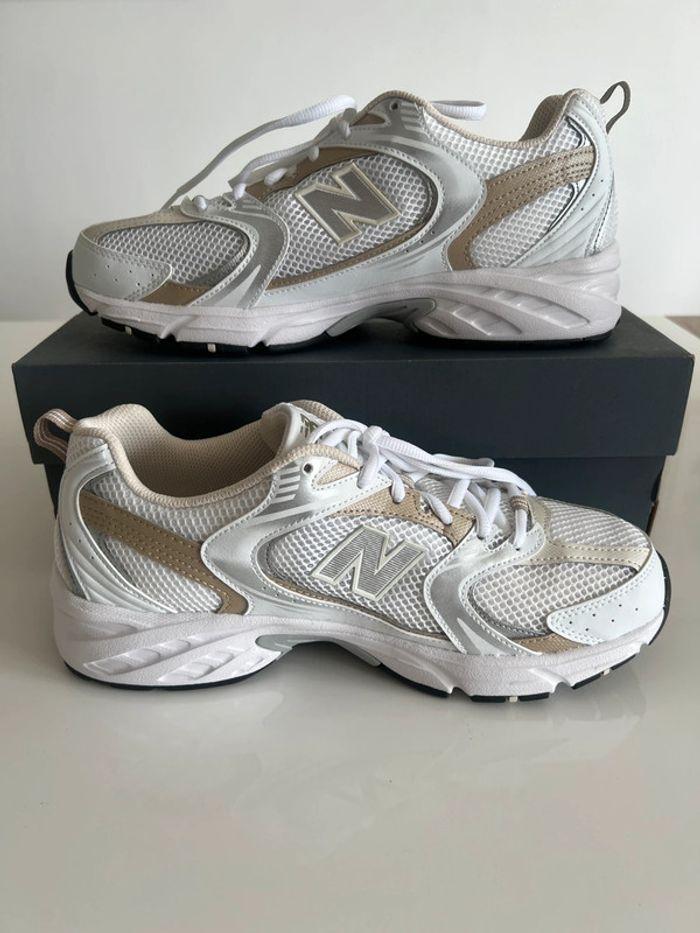 New Balance MR530 blanc et marron T44 - photo numéro 1