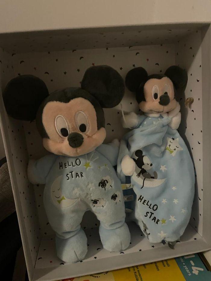 Doudou Mickey coffret - photo numéro 1