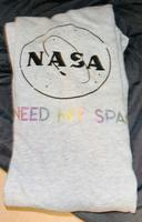 Robe pull NASA