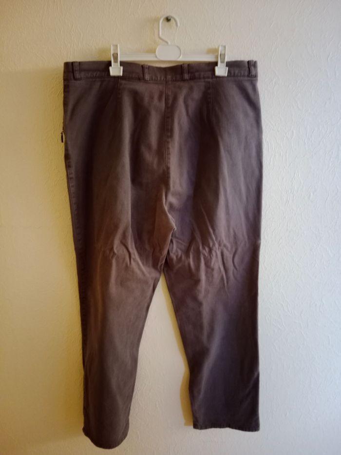 Pantalon "Classics" taupe 46/48 - photo numéro 3