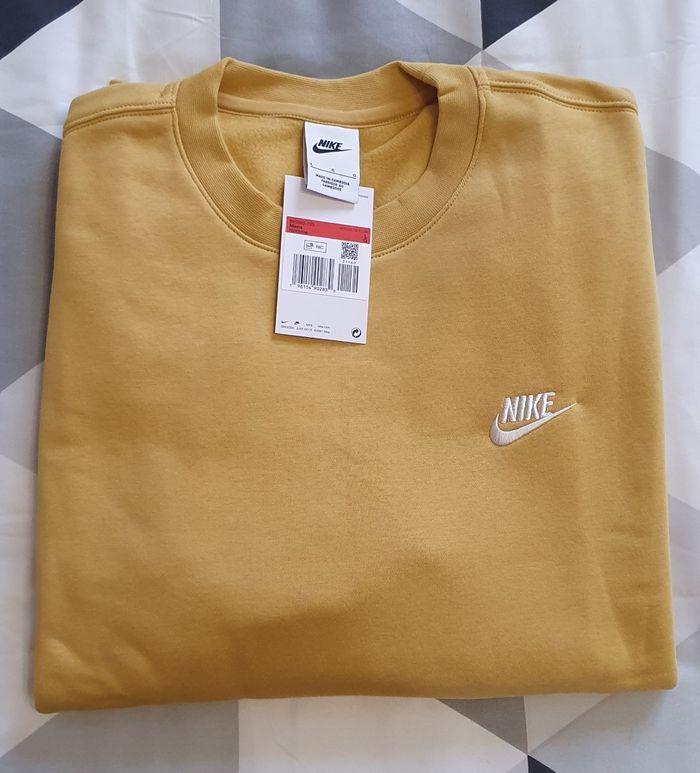 Pull Nike - photo numéro 1