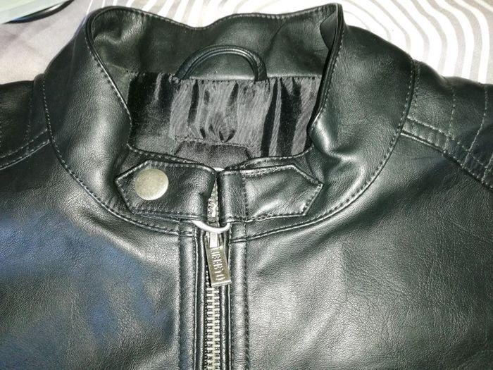 Veste simili cuir 14 ans neuve - photo numéro 5