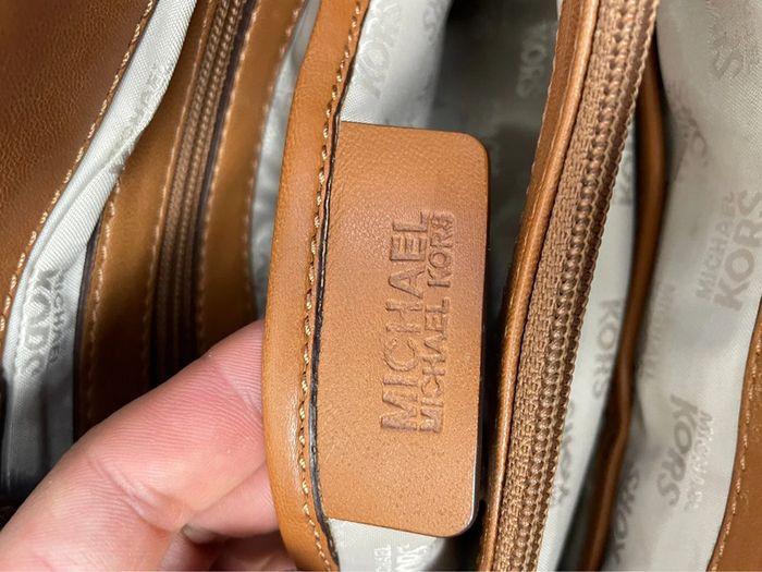 Sac à main de luxe Michael Kors marron en cuir - photo numéro 6