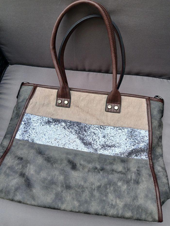 Sac fourre tout, couleur gris et beige - photo numéro 5