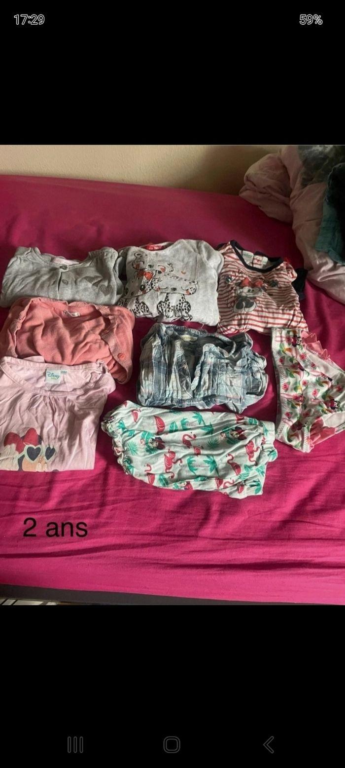 Vêtements 2ans