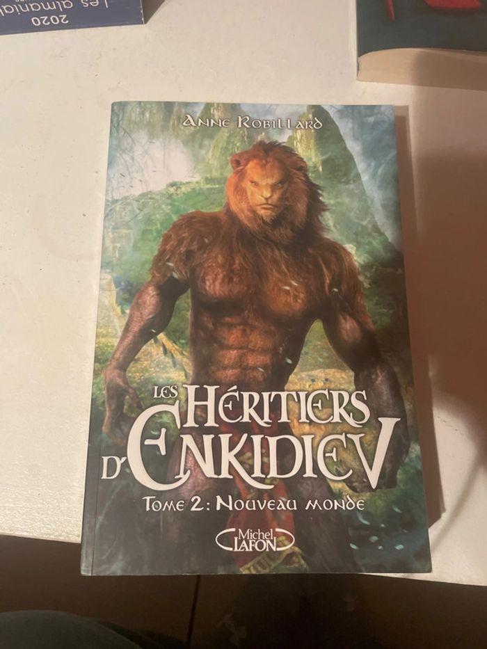 Les héritiers d’Enkidiev Tome 2: nouveau monde - photo numéro 1