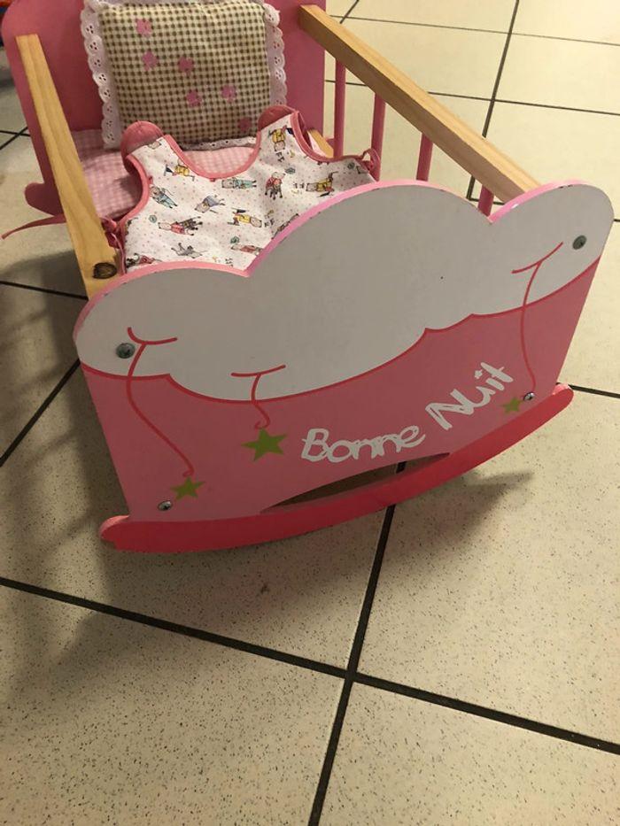 Lit pour bébé en bois - photo numéro 2