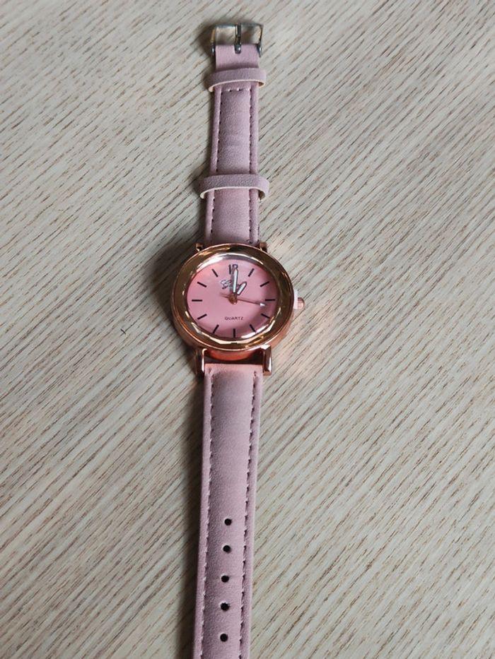 Montre ronde rose, élégante et mignonne - photo numéro 3