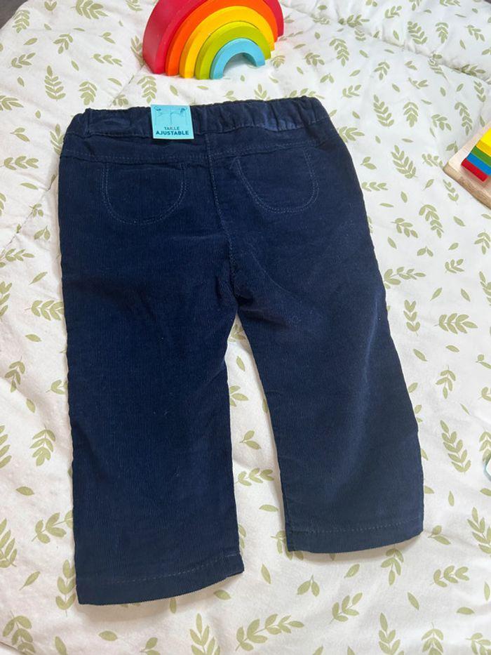 Pantalon velours bleu marine neuf 12 mois U tout petits - photo numéro 4