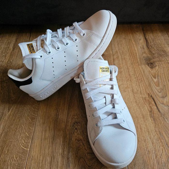 Stan Smith blanches super état 37 - photo numéro 3