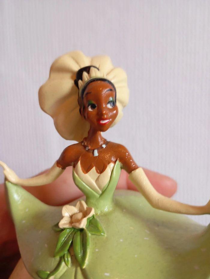 Figurine Hachette Tania de la princesse et la grenouille - photo numéro 5