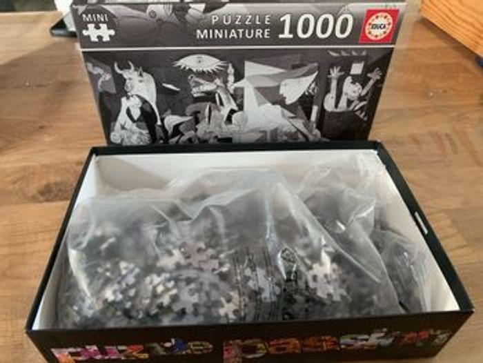 Puzzle guernica neuf mini 1000p - photo numéro 3