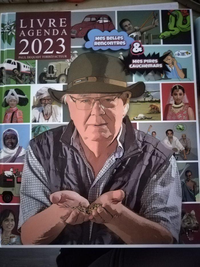 Agenda livre 2023 idée cadeau - photo numéro 1