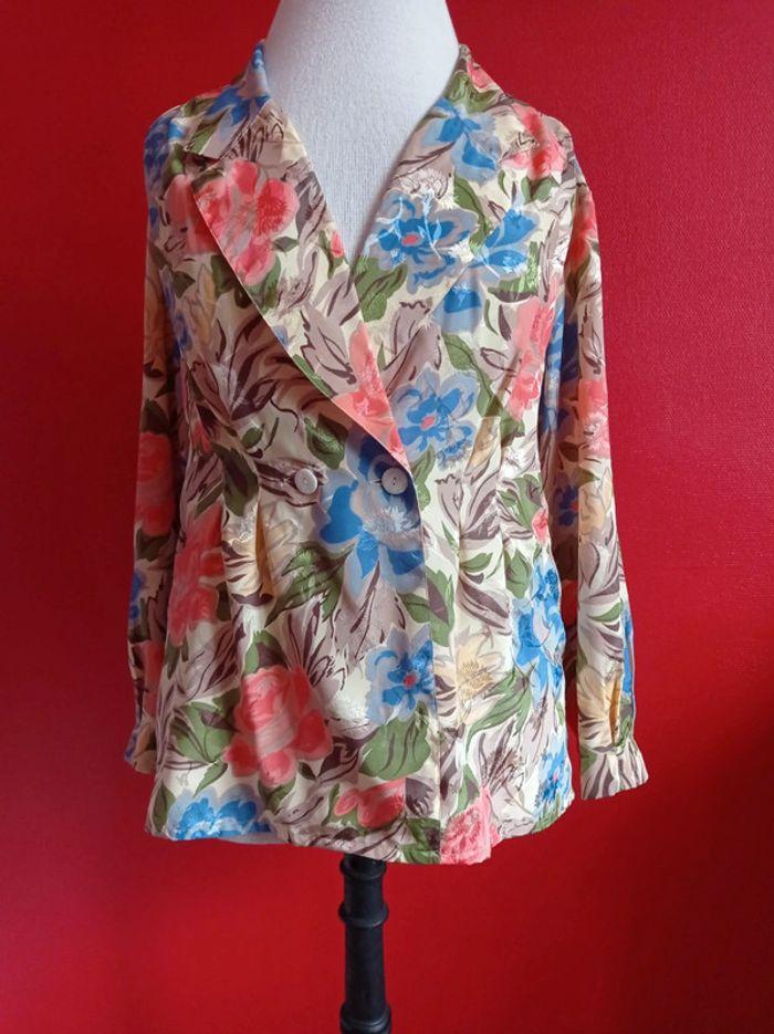 Veste taille 44  à fleurs excellent état - photo numéro 3